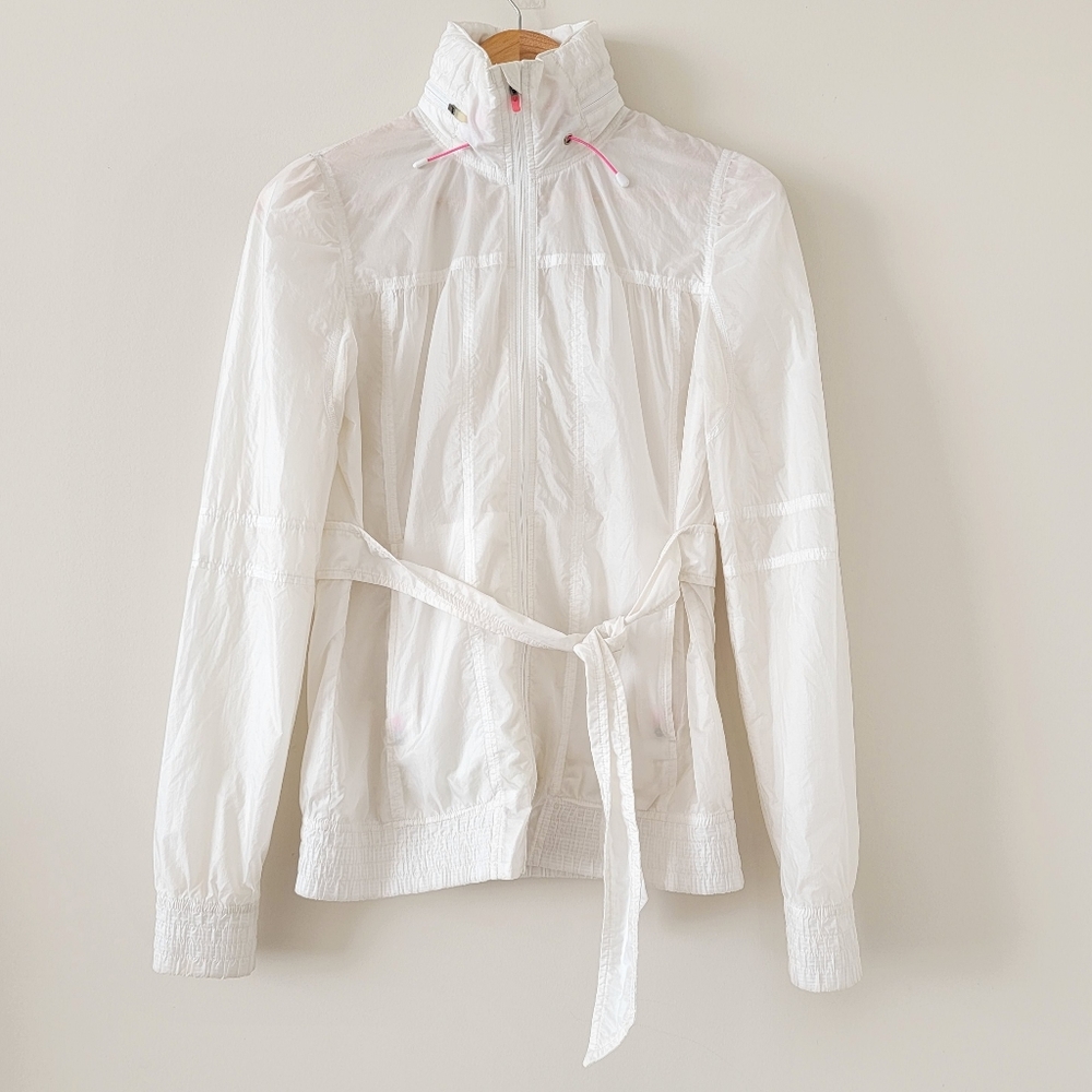 Lululemon sheer windbreaker